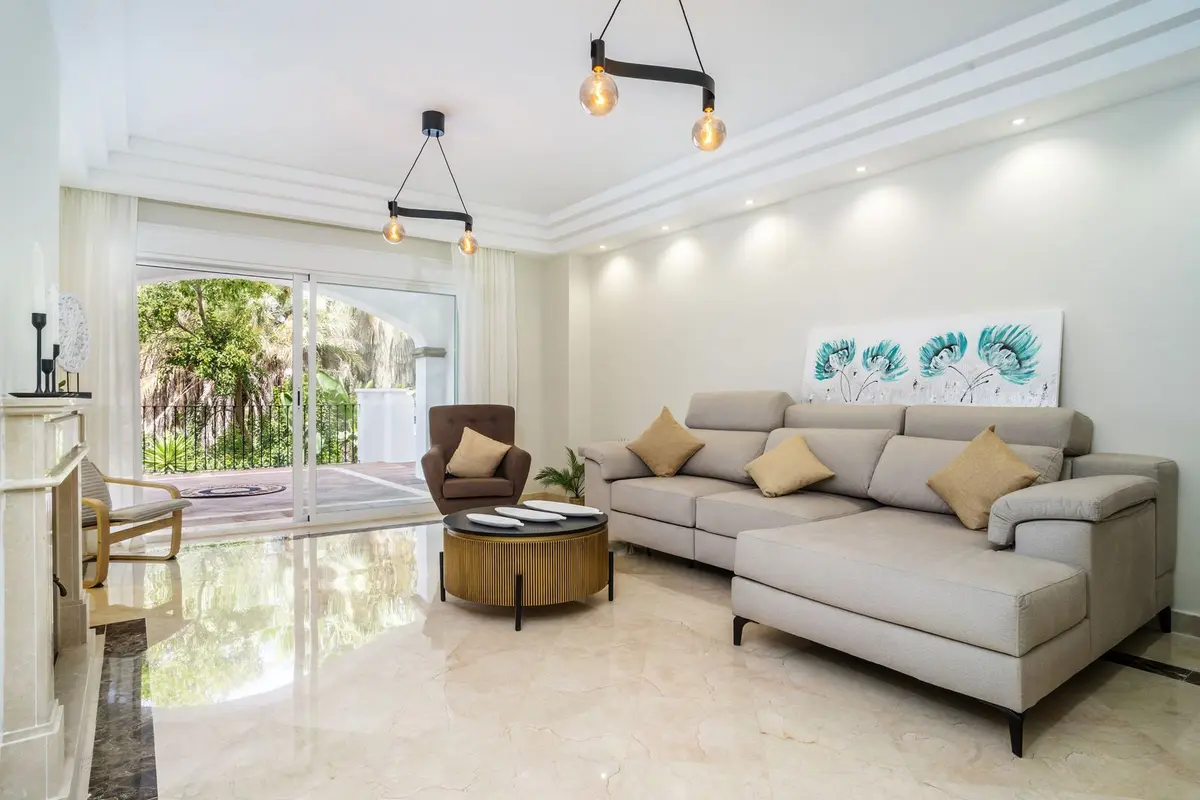 Middle Floor Apartment in Marbella