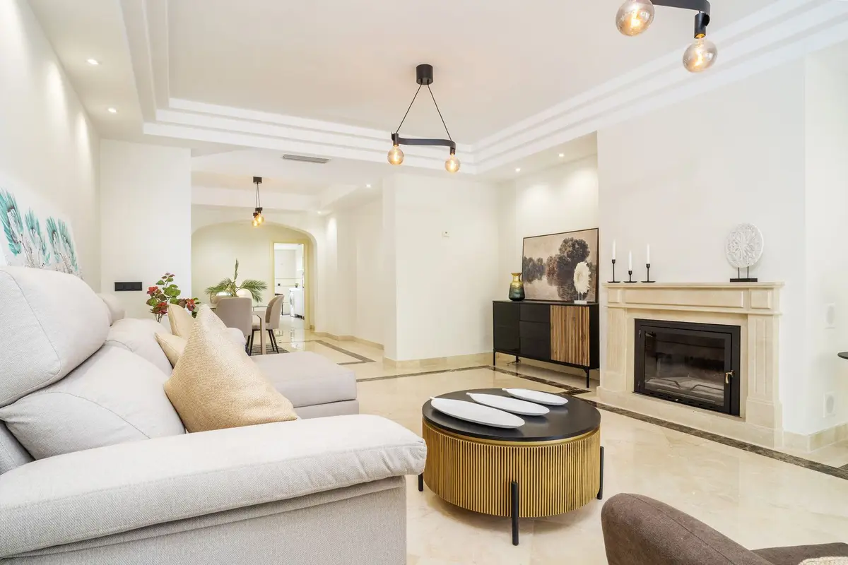 Middle Floor Apartment in Marbella