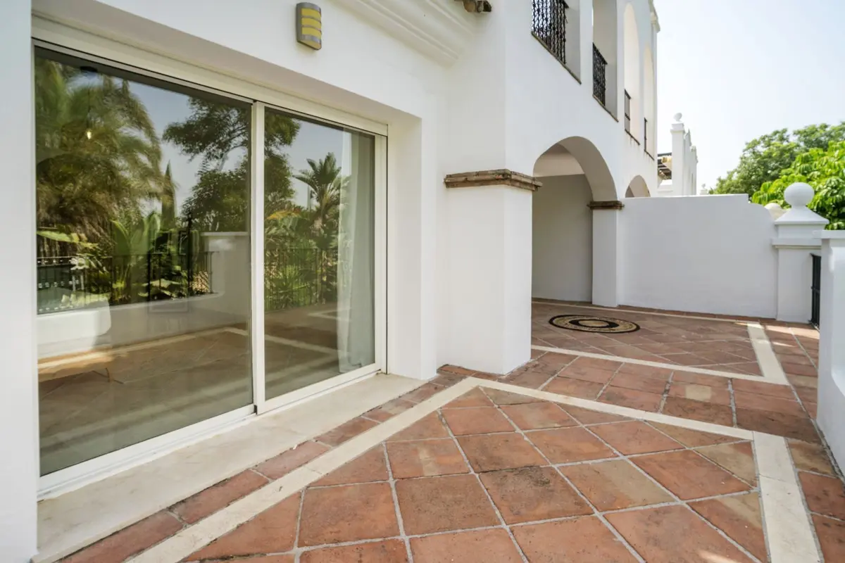 Middle Floor Apartment in Marbella