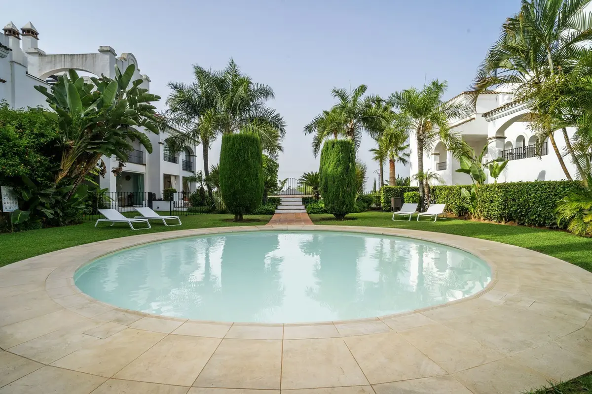 Middle Floor Apartment in Marbella