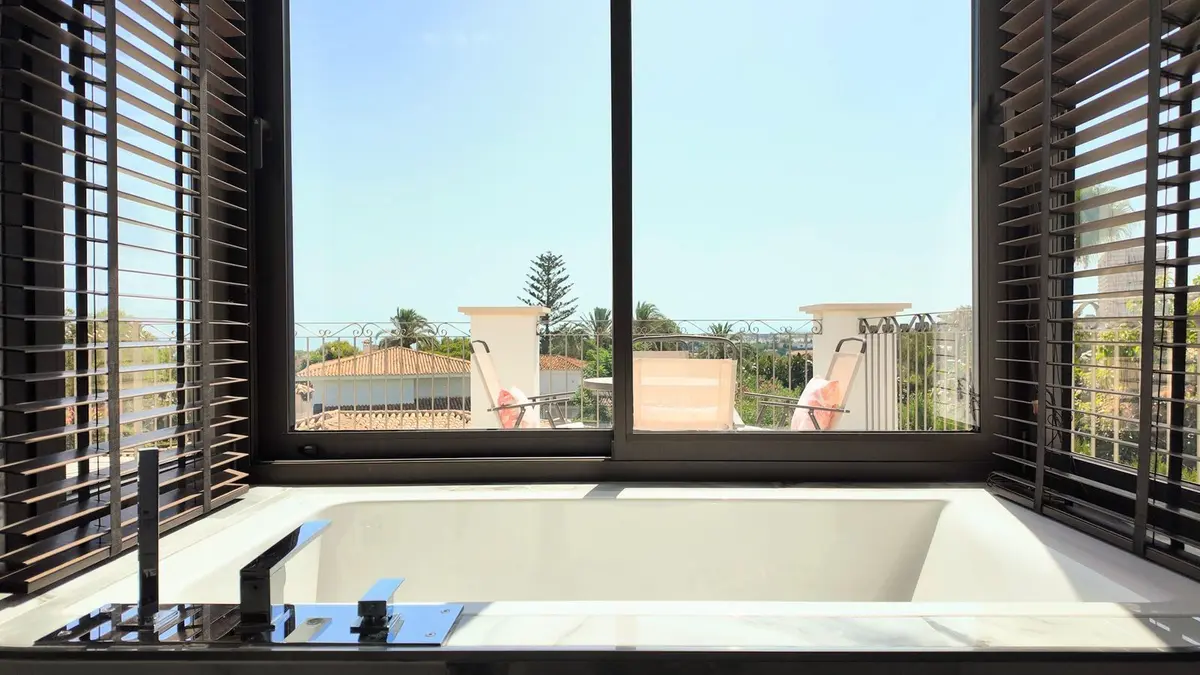 Detached Villa in Estepona
