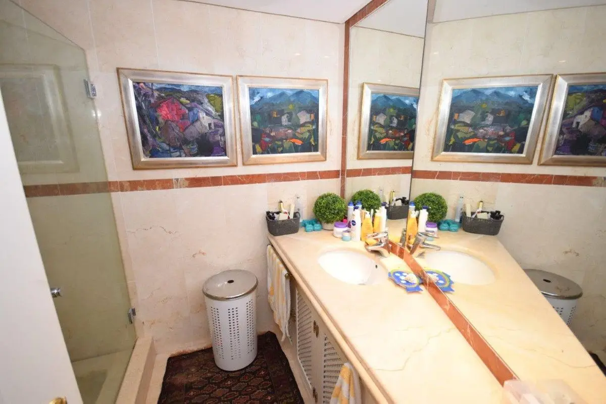 Middle Floor Apartment in Costalita
