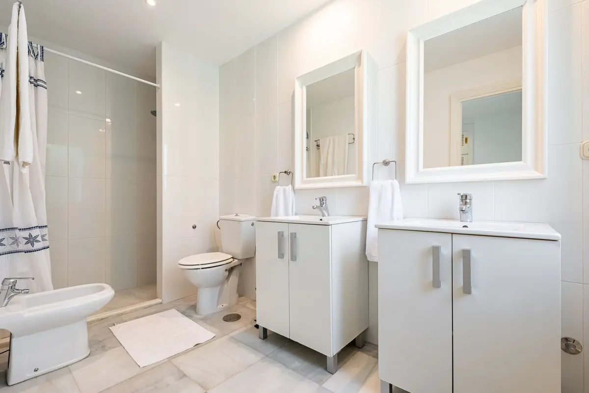Semi-Detached House in Los Monteros
