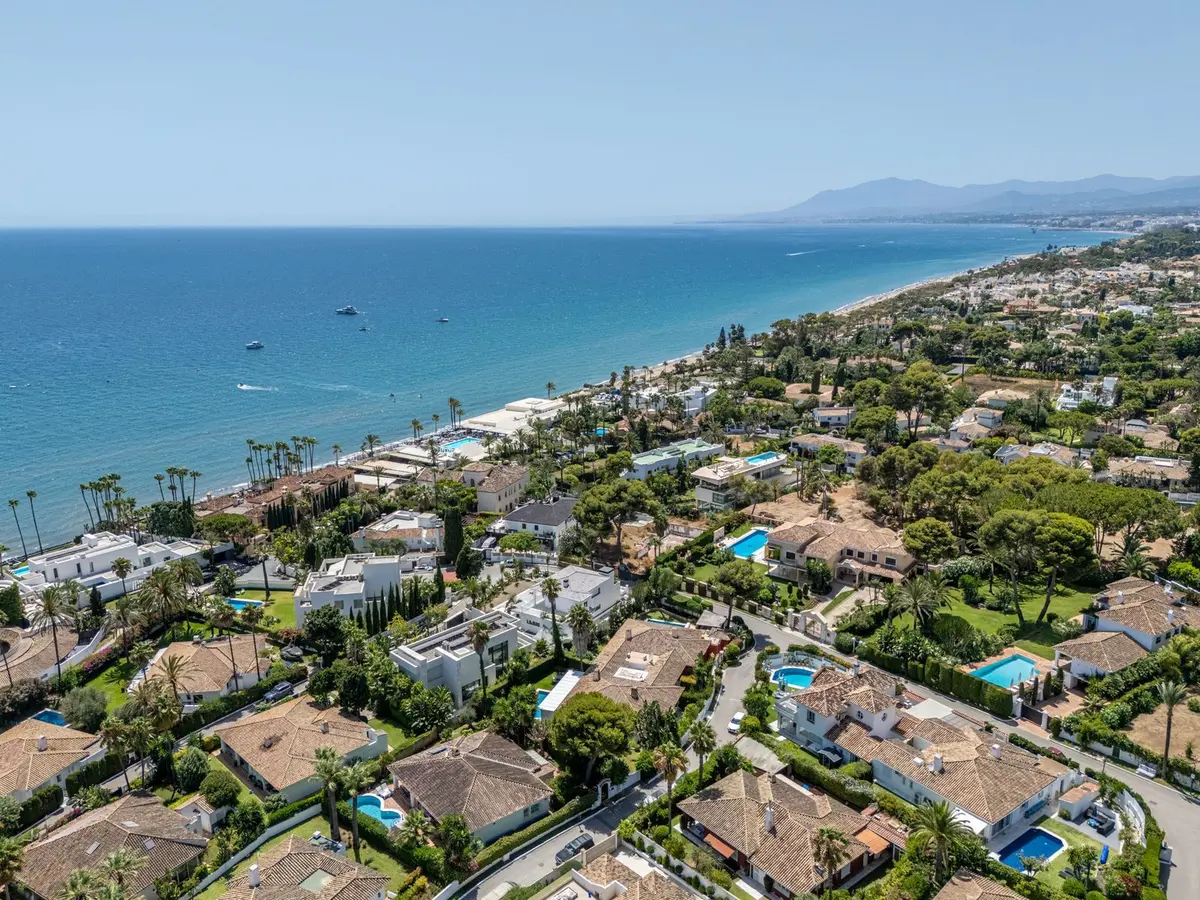 Semi-Detached House in Los Monteros