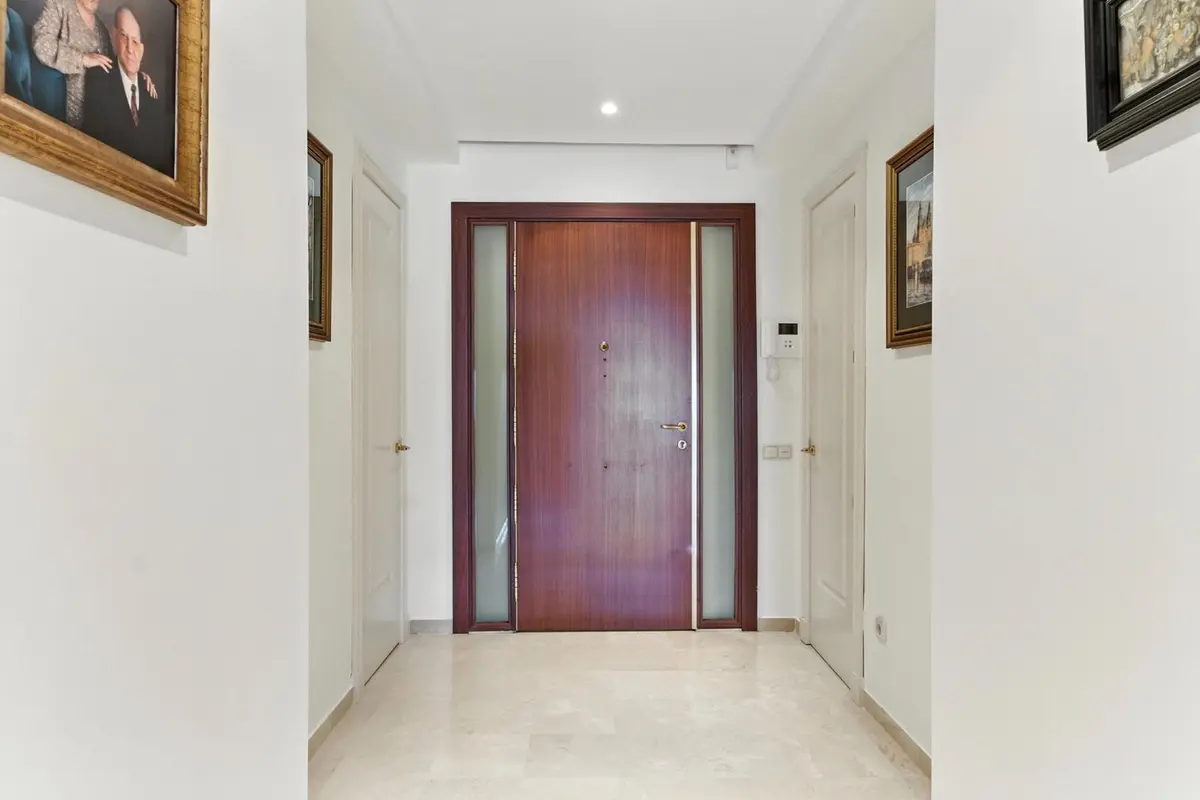 Middle Floor Apartment in Costalita