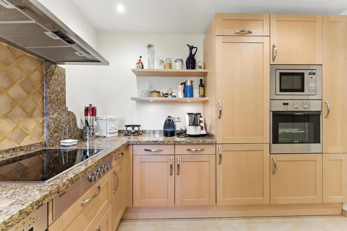 Middle Floor Apartment in Costalita