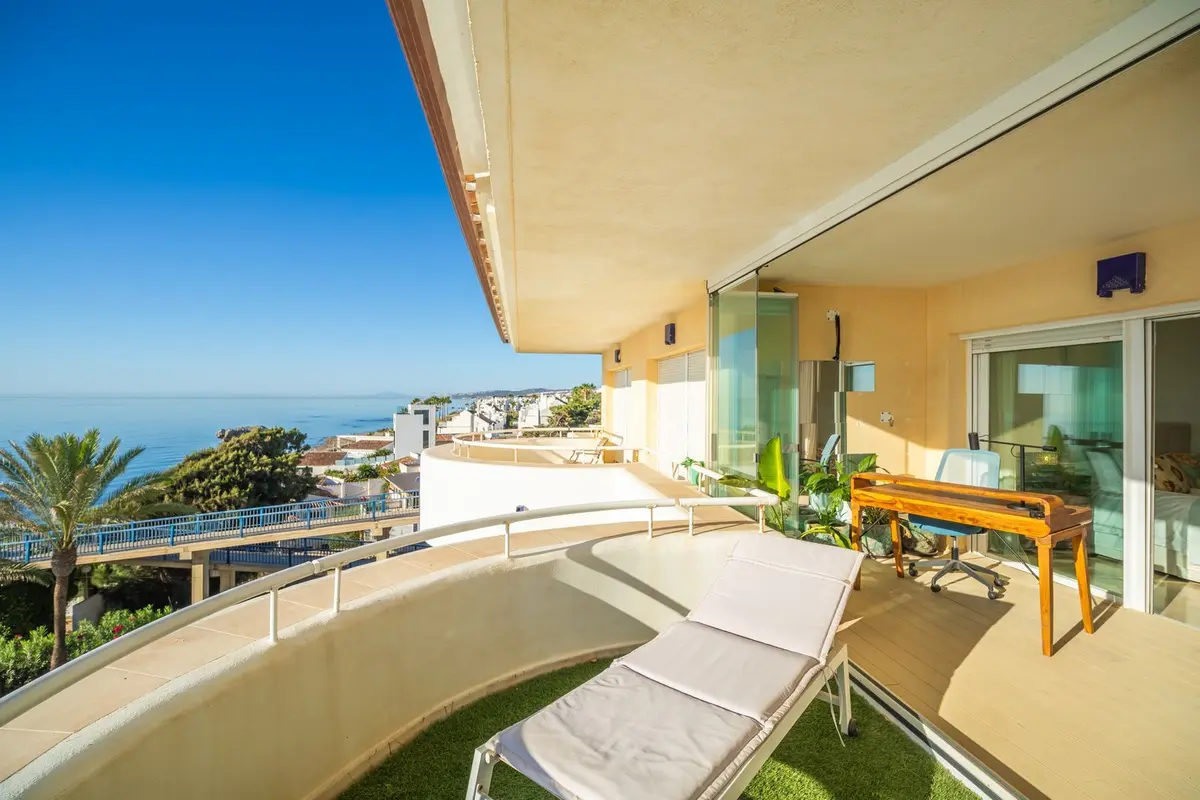 Penthouse in Estepona