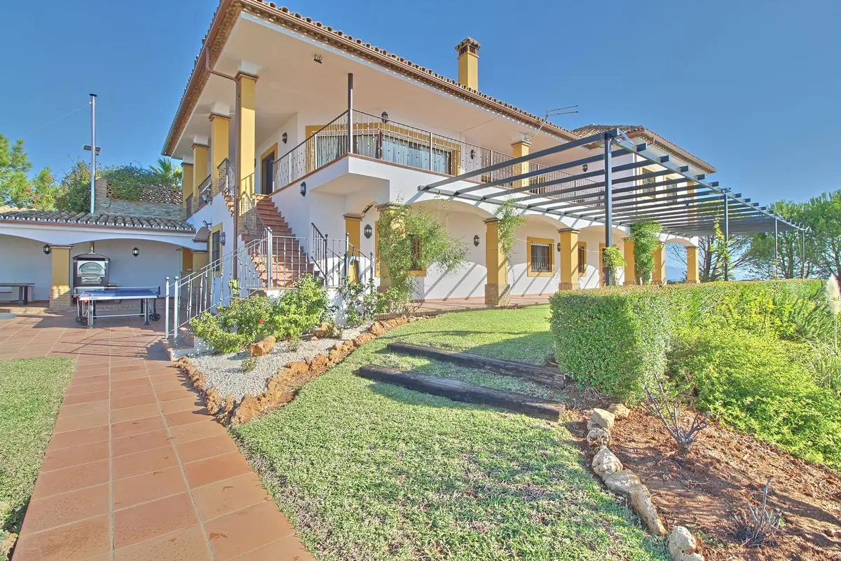 Finca - Cortijo in Estepona