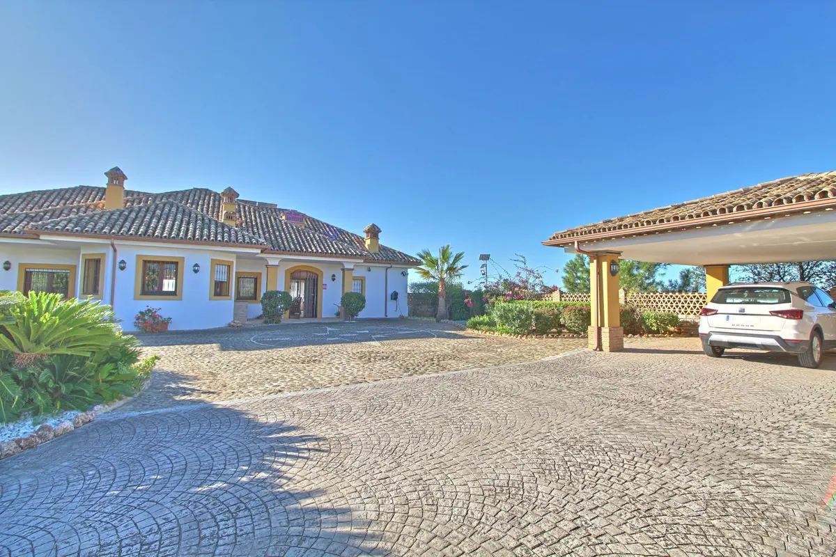 Finca - Cortijo in Estepona