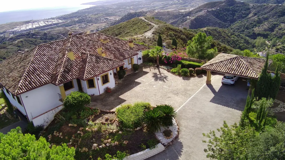 Finca - Cortijo in Estepona