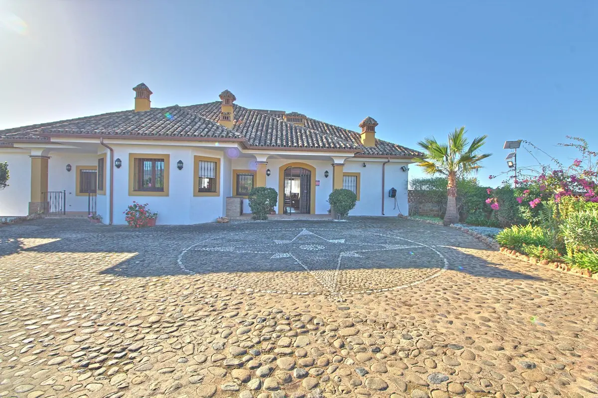 Finca - Cortijo in Estepona