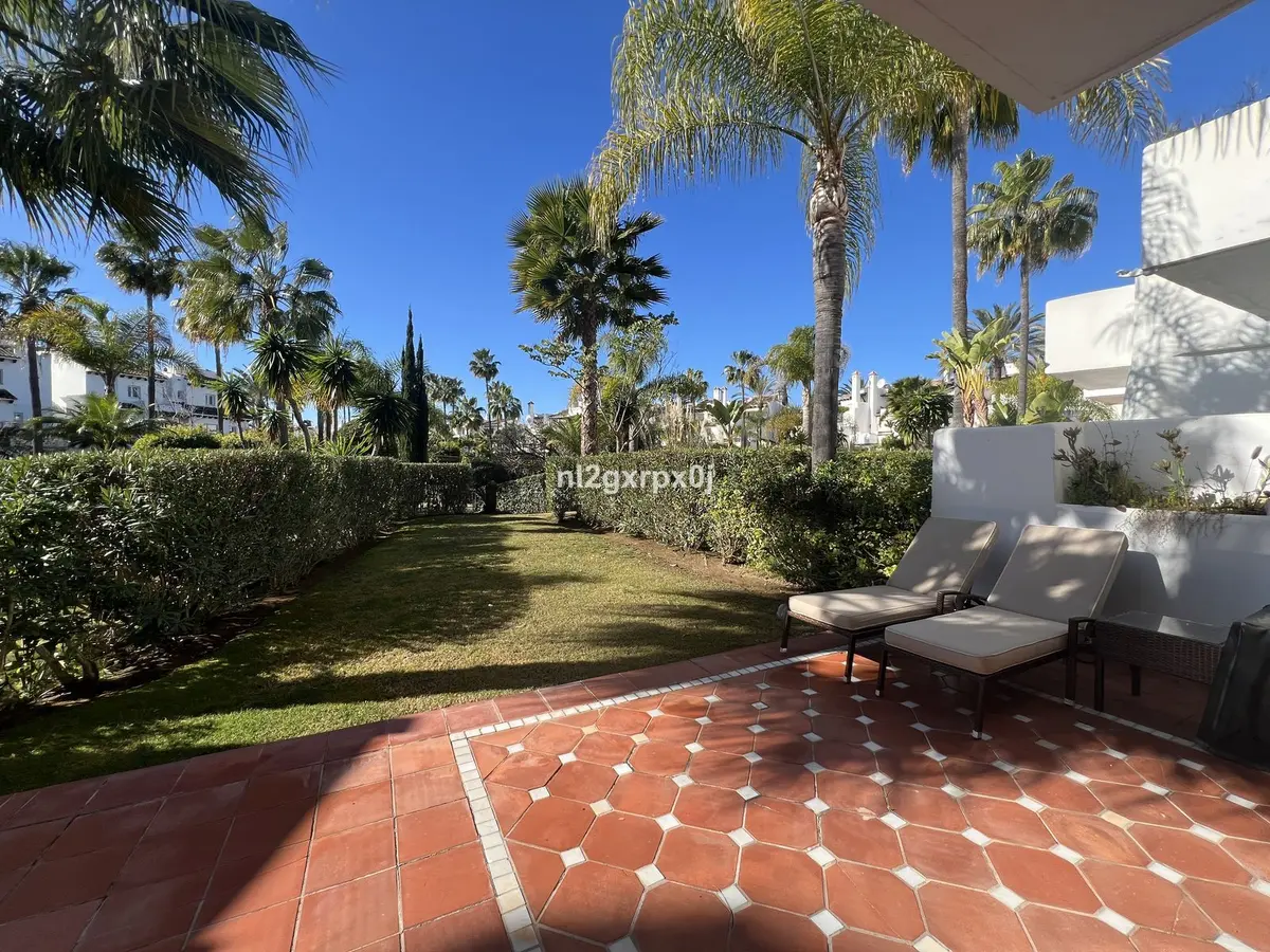 Semi-Detached House in Costalita