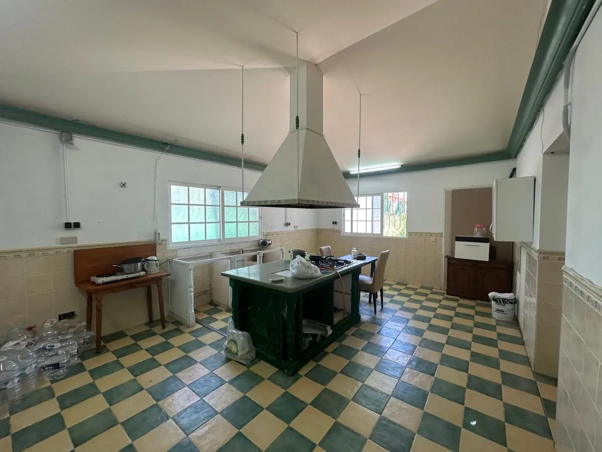 Detached Villa in Nueva Andalucía