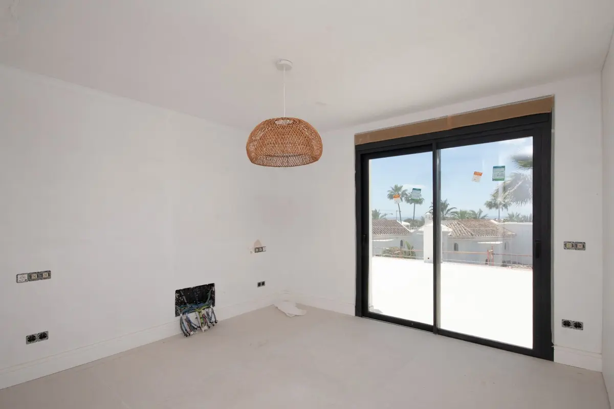 Detached Villa in Elviria