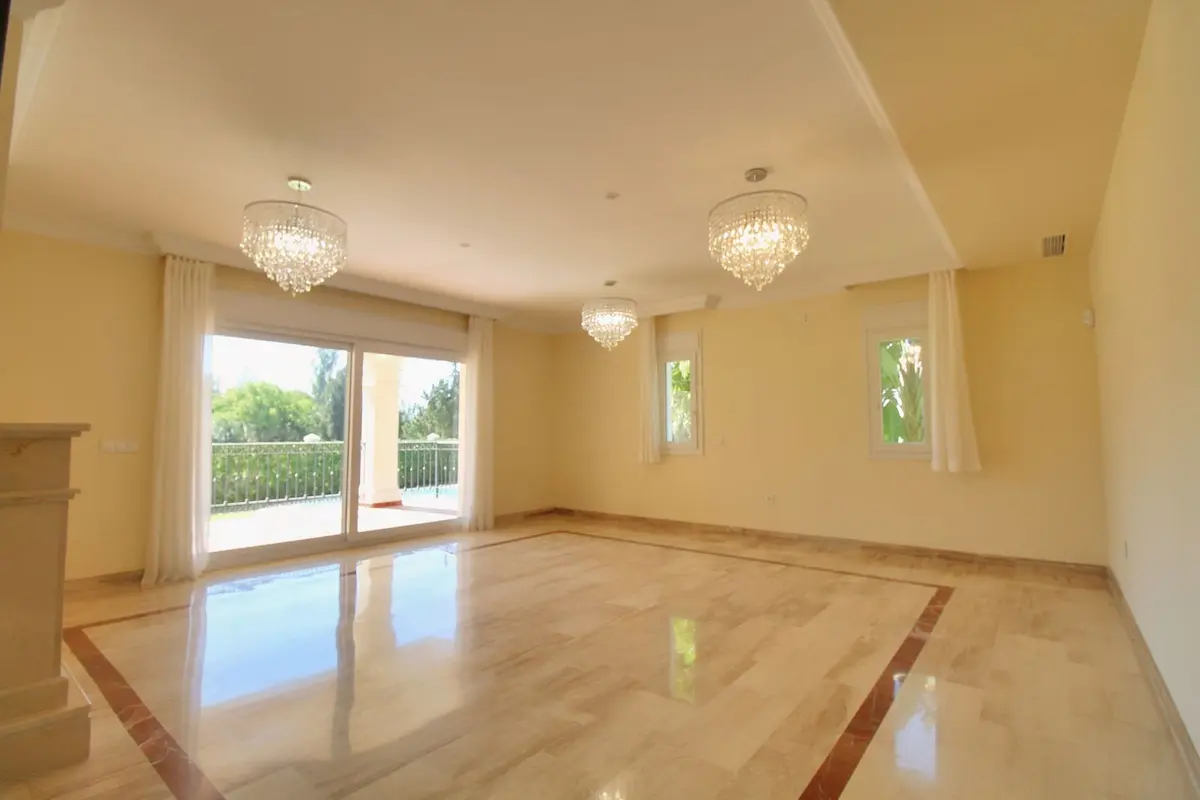 Detached Villa in Guadalmina Alta