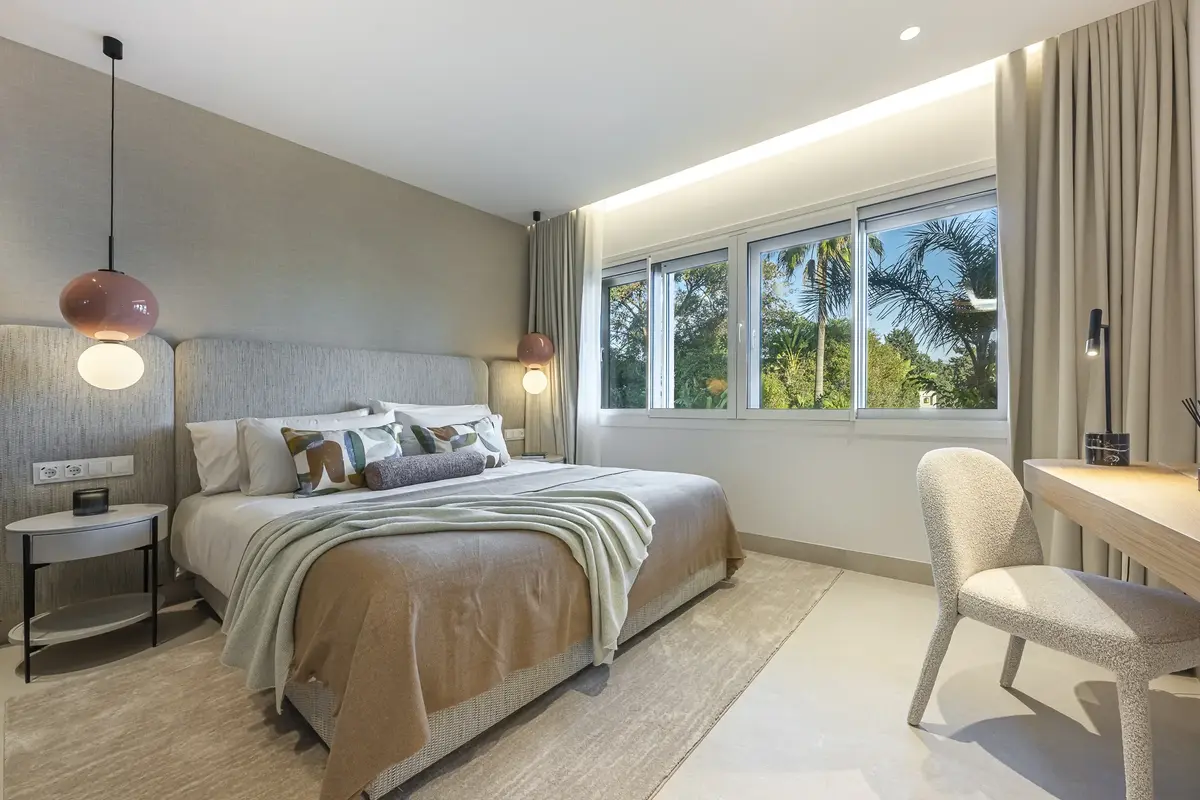 Middle Floor Apartment in Estepona