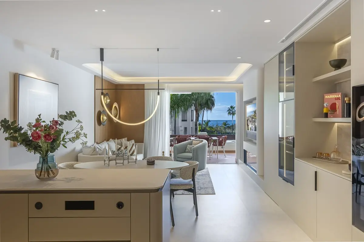 Middle Floor Apartment in Estepona