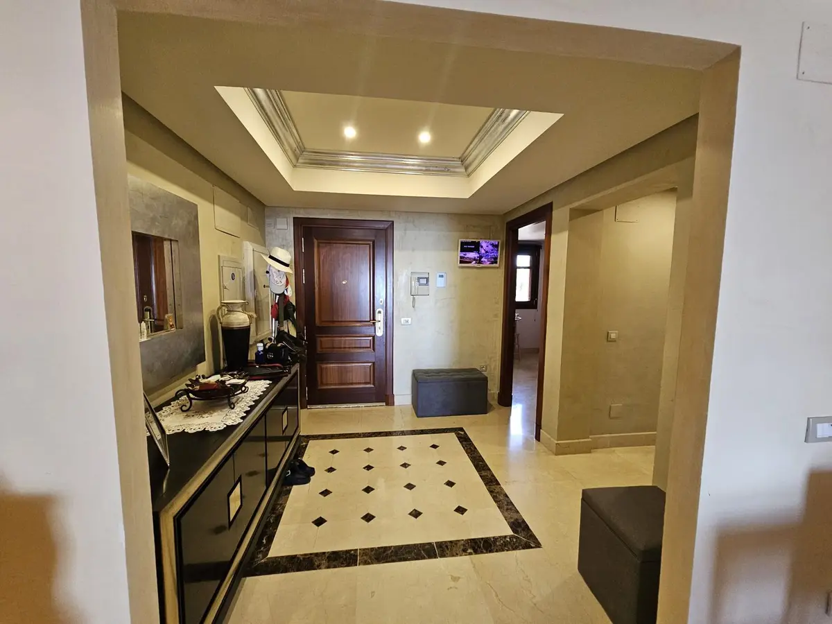 Middle Floor Apartment in Estepona