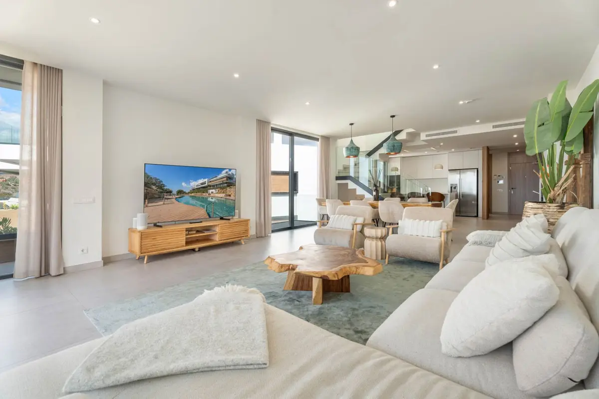 Penthouse Duplex in Artola