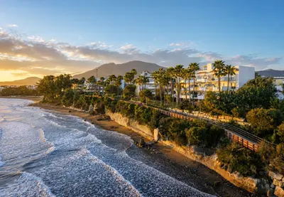 Frontline Beach Duplex Penthouse in Punta Planta, Estepona