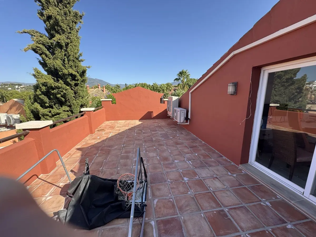 Detached Villa in Puerto Banús