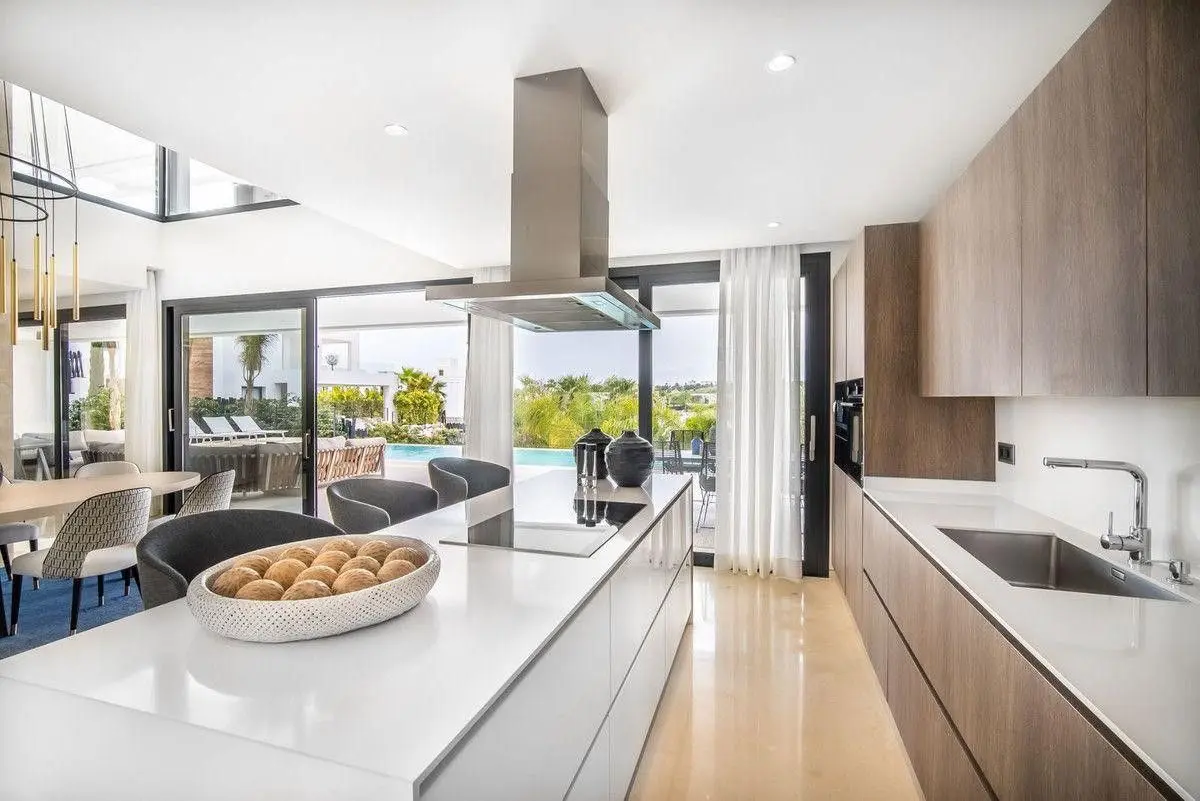 Detached Villa in Nueva Andalucía