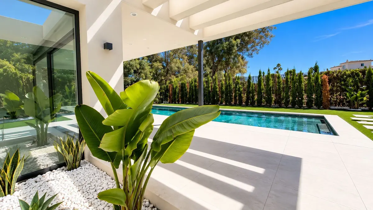 Detached Villa in Nueva Andalucía