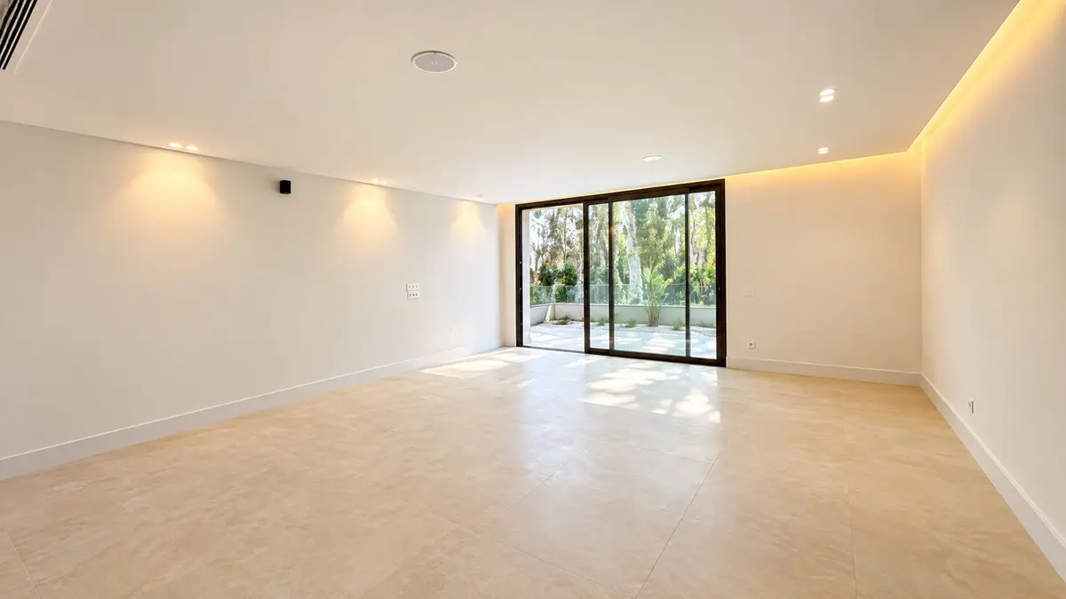 Detached Villa in Nueva Andalucía