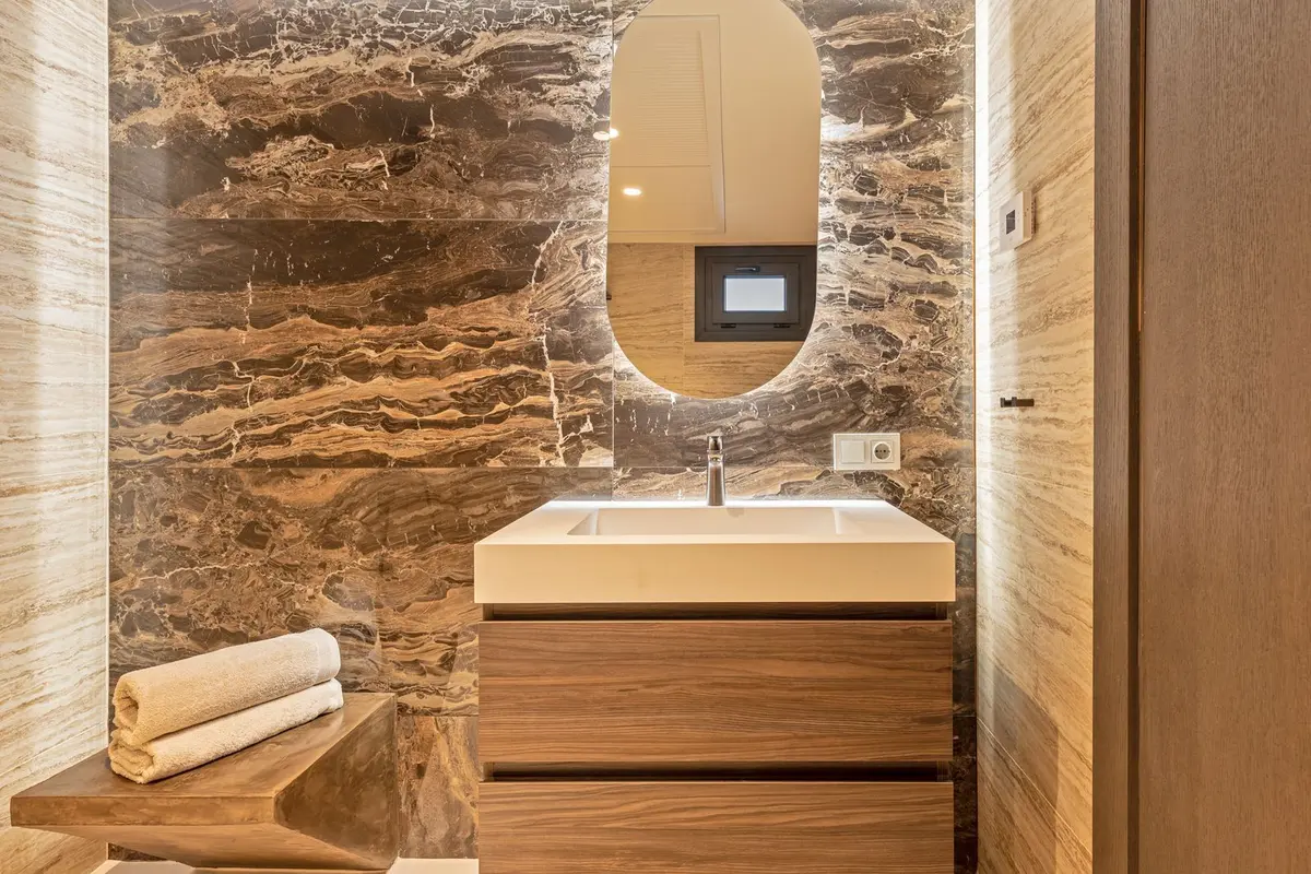 Top Floor Apartment in Puerto Banús