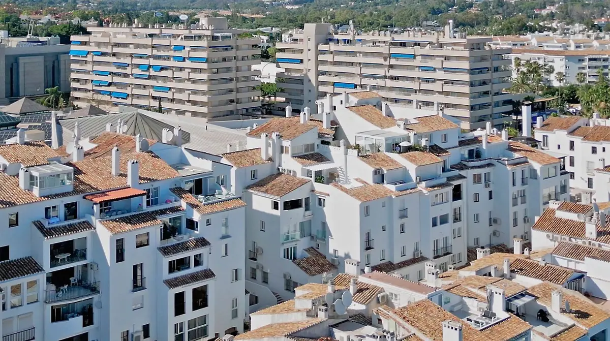 Top Floor Apartment in Puerto Banús