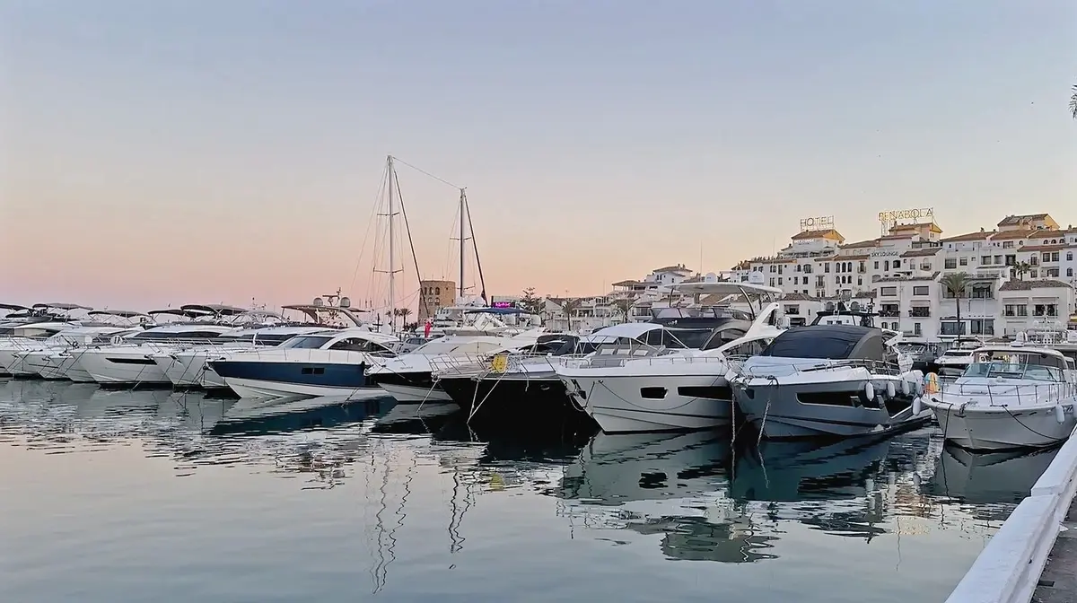 Top Floor Apartment in Puerto Banús