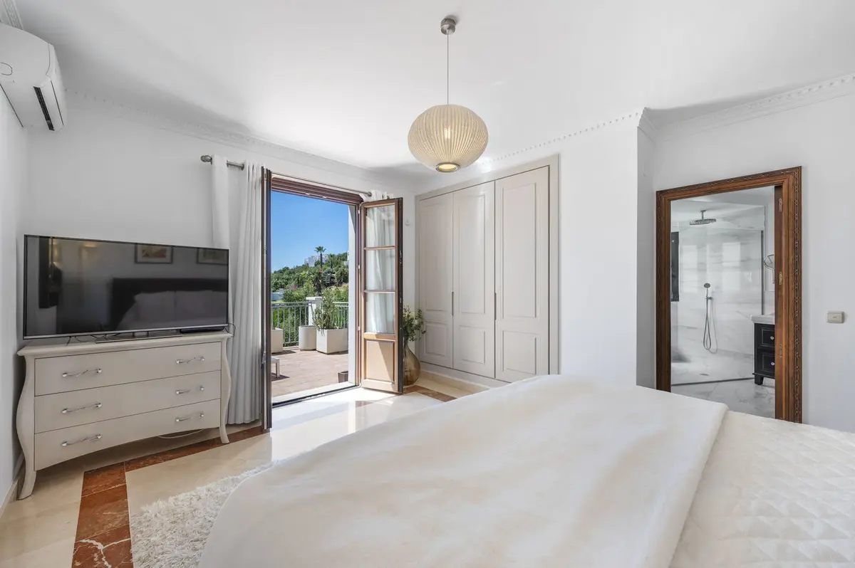 Detached Villa in Estepona