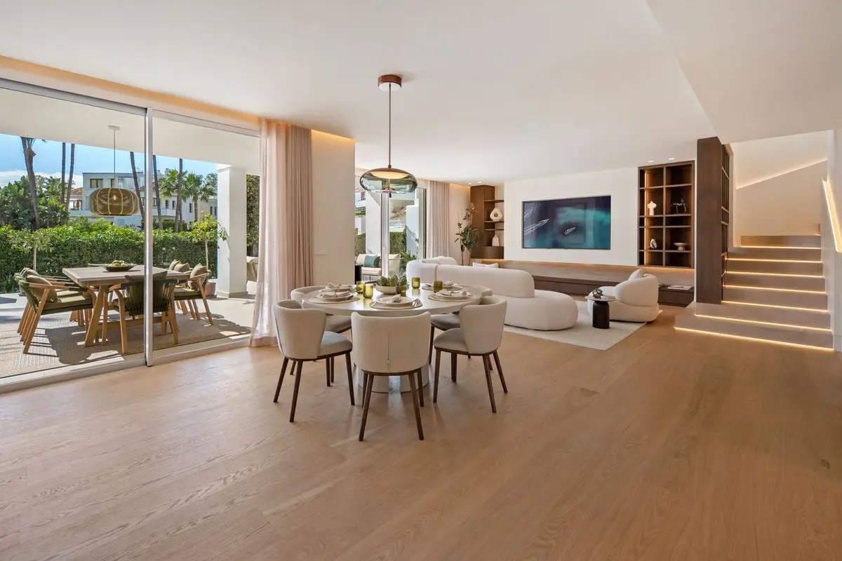 Duplex in Nueva Andalucía