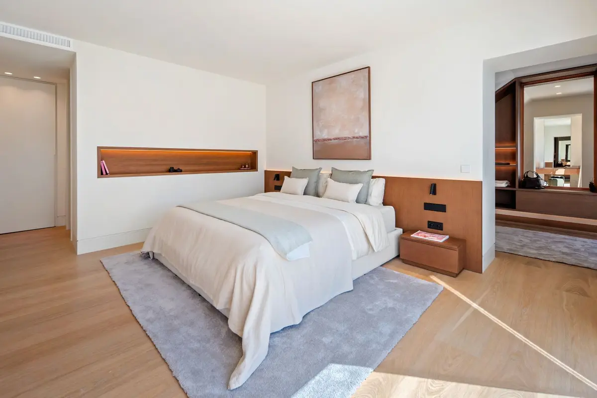 Duplex in Nueva Andalucía