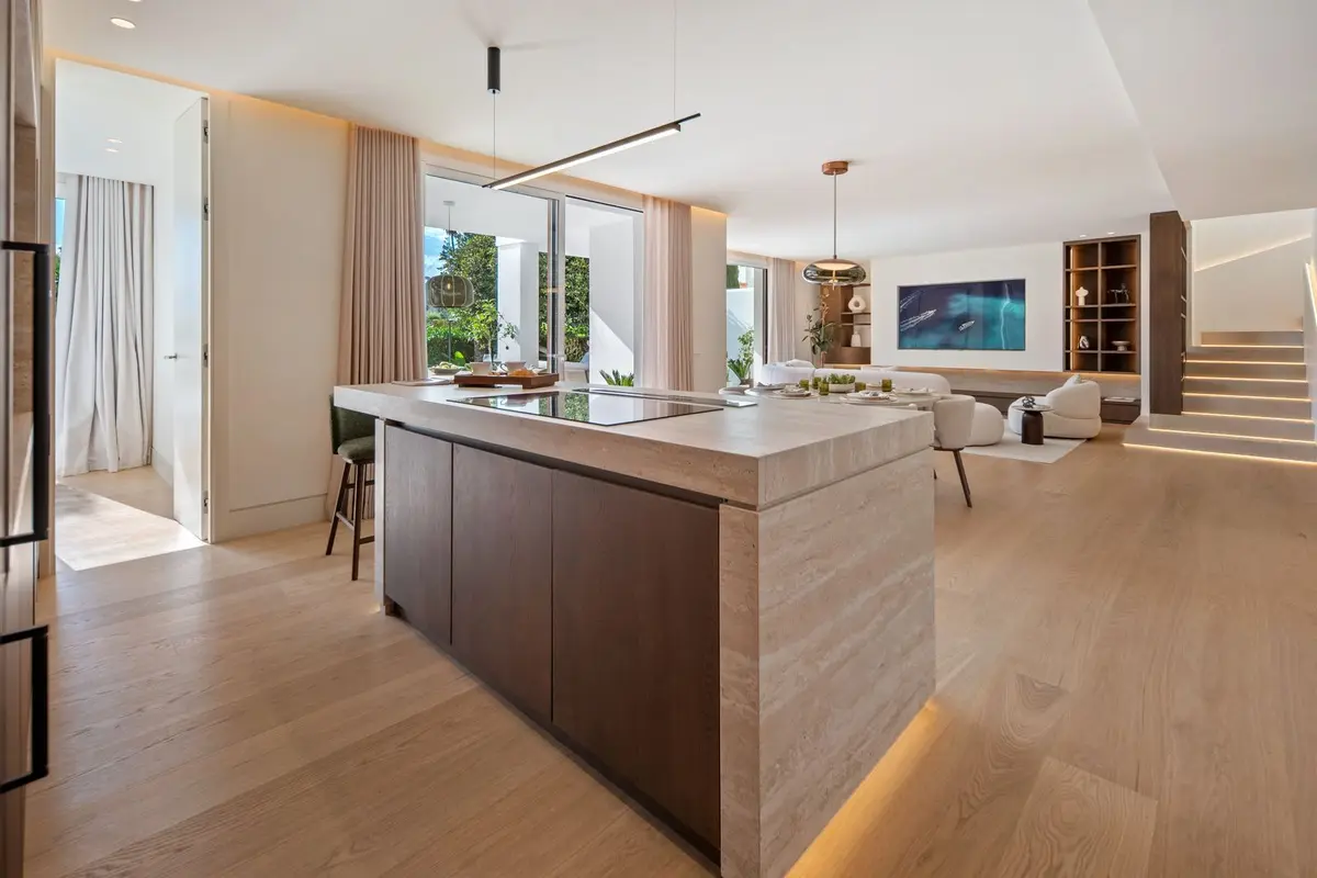 Duplex in Nueva Andalucía