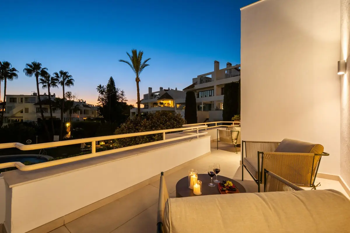 Duplex in Nueva Andalucía