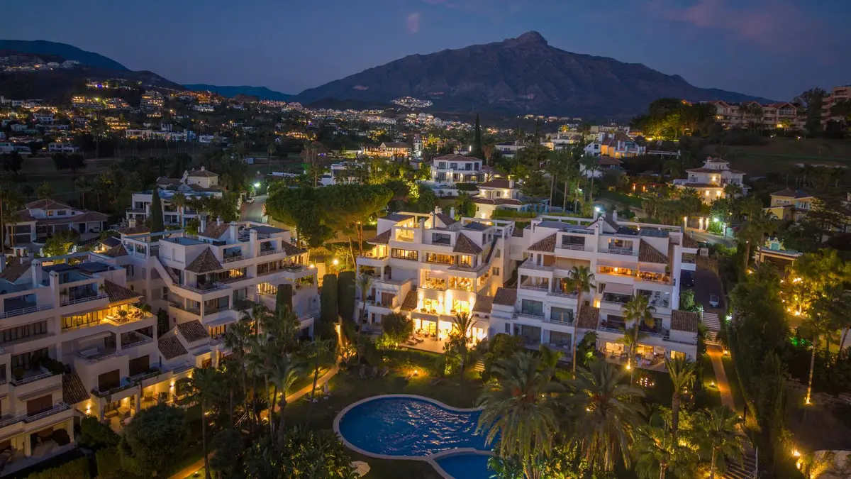 Duplex in Nueva Andalucía