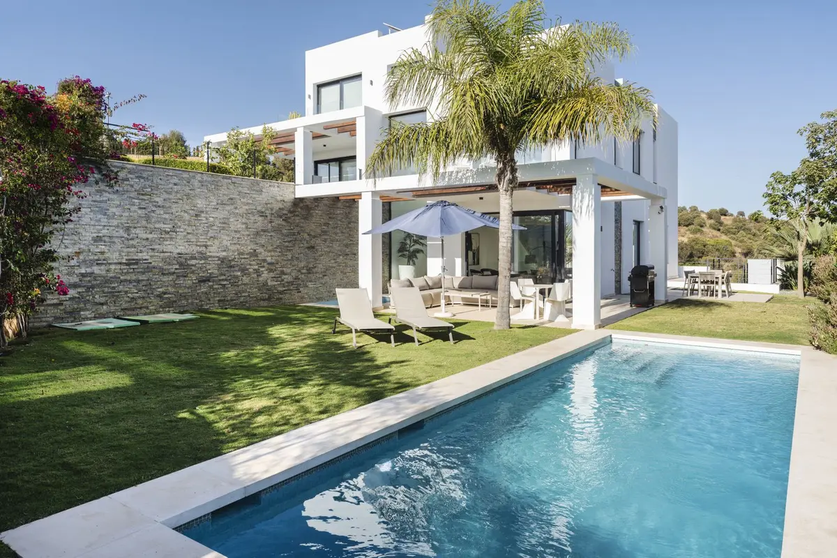 Semi-Detached House in Cabopino