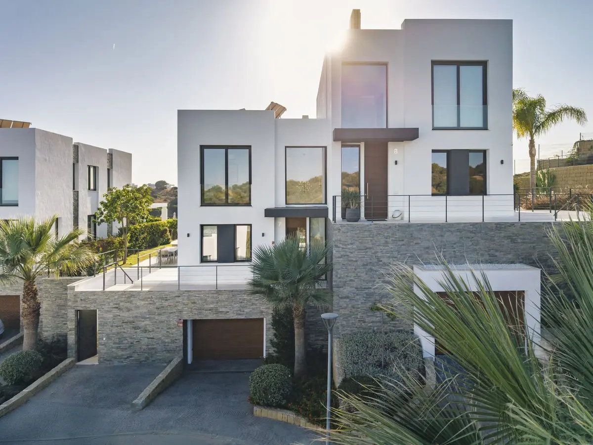 Semi-Detached House in Cabopino