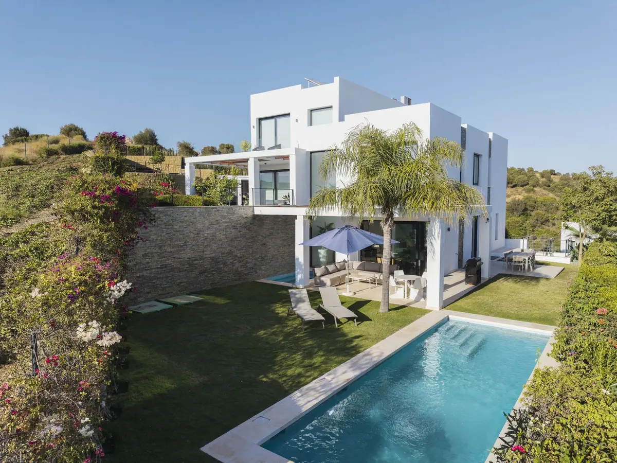 Semi-Detached House in Cabopino