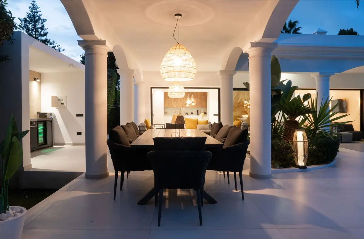 Detached Villa in El Paraiso