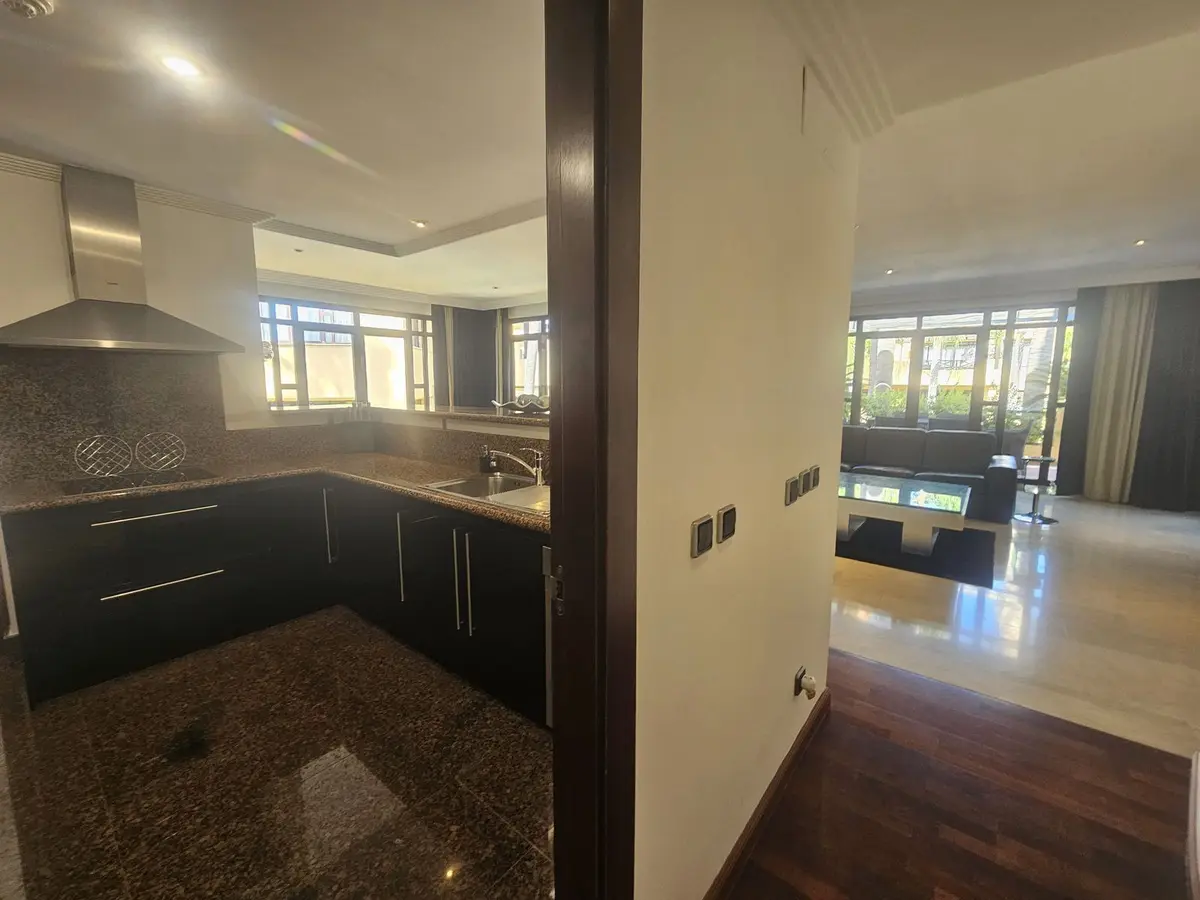 Middle Floor Apartment in Puerto Banús