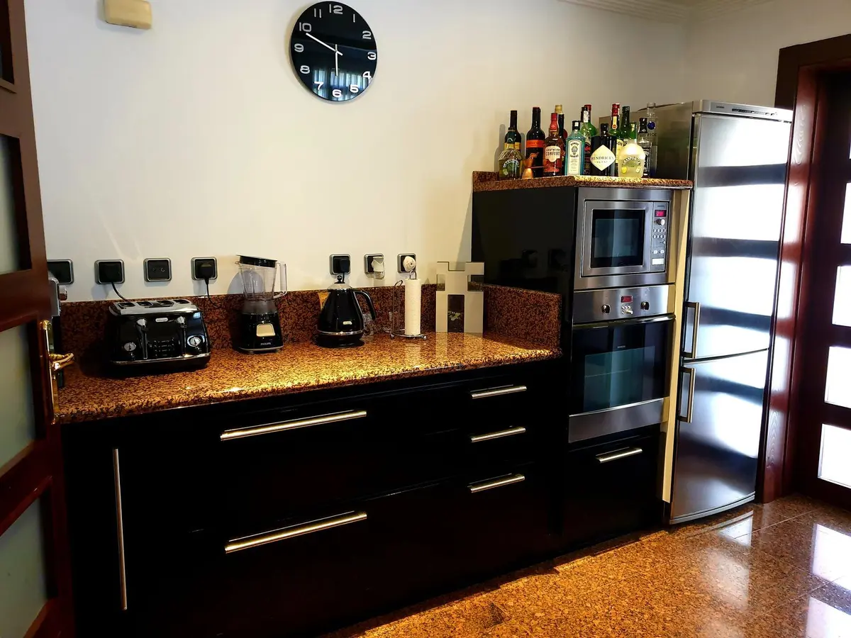 Middle Floor Apartment in Puerto Banús