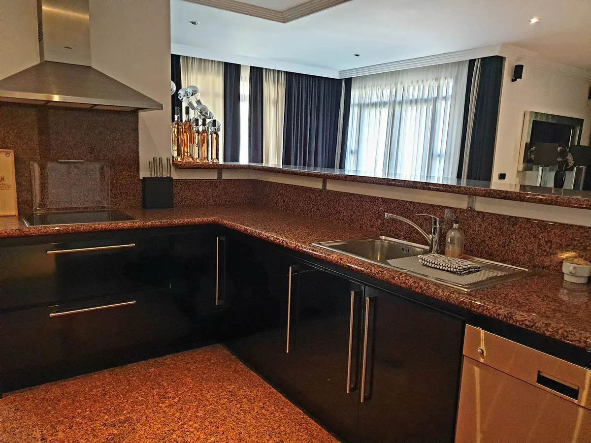 Middle Floor Apartment in Puerto Banús