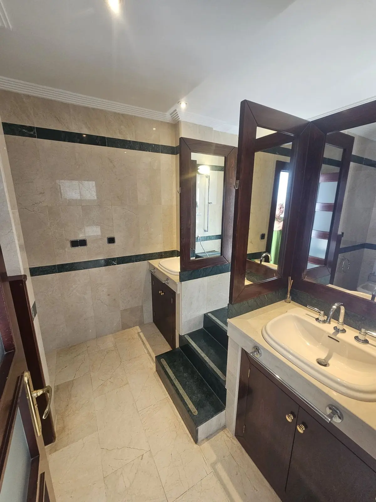 Middle Floor Apartment in Puerto Banús