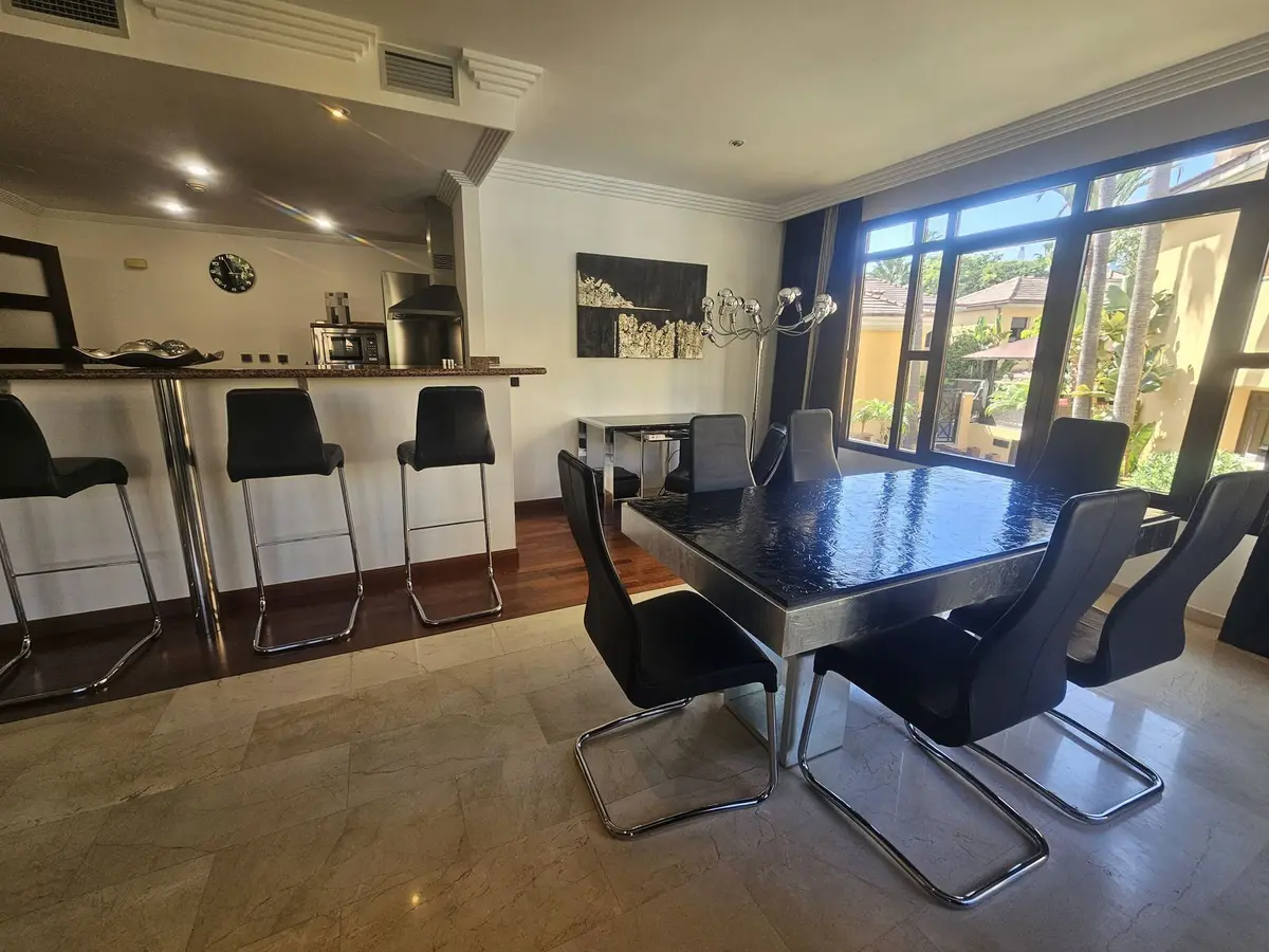 Middle Floor Apartment in Puerto Banús