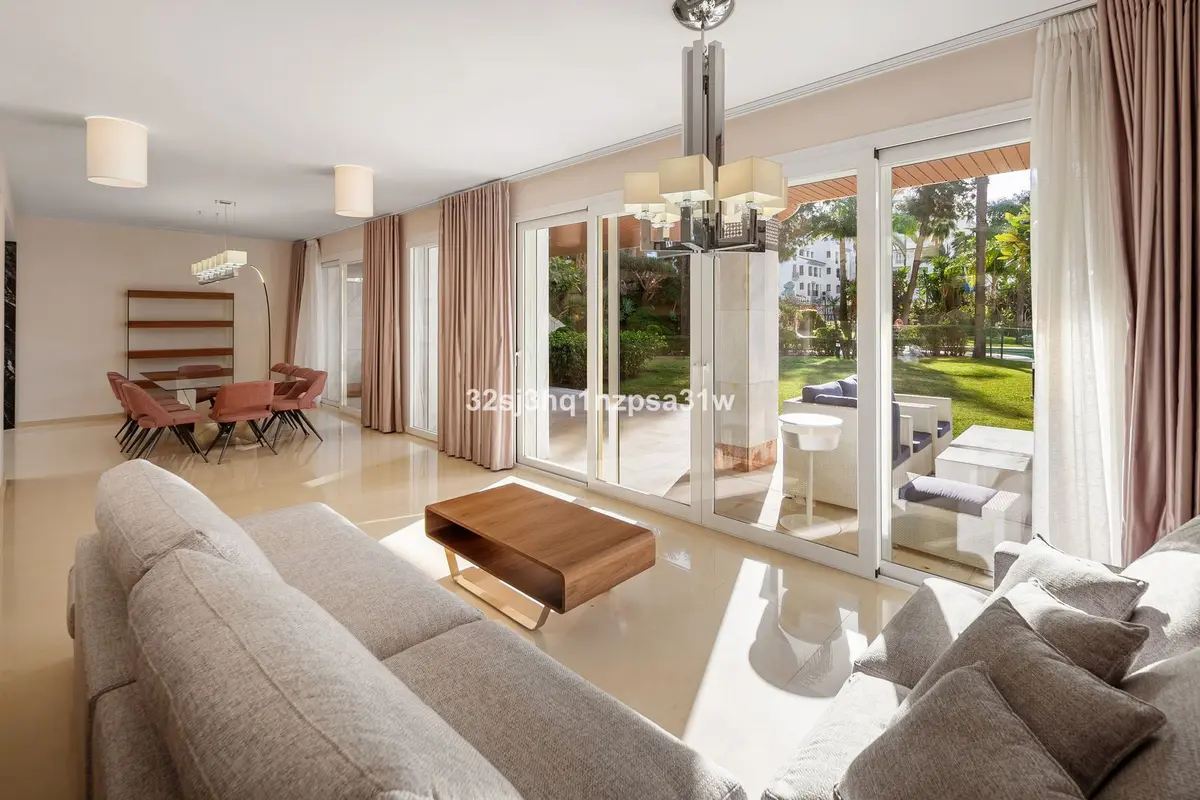 Ground Floor Apartment in Marbella