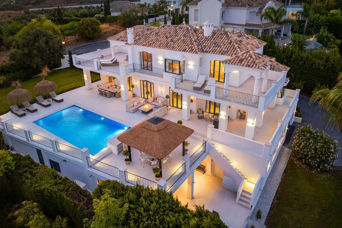 Detached Villa in Nueva Andalucía