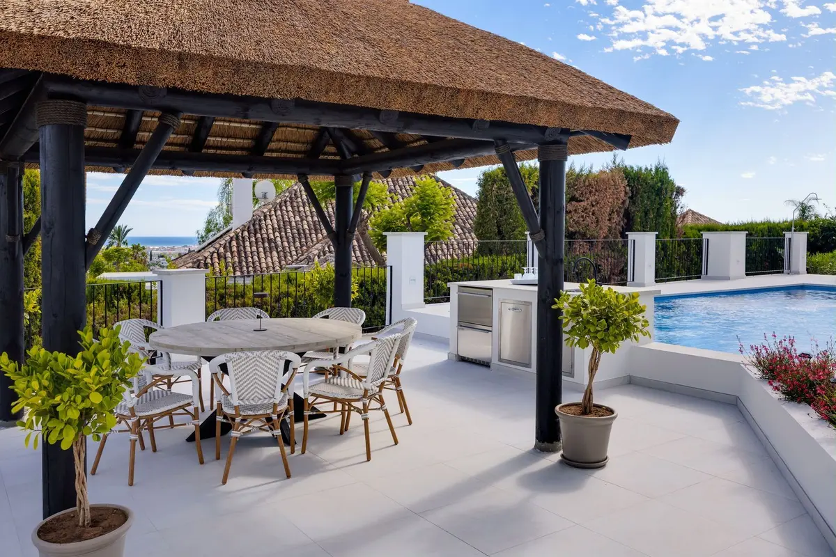 Detached Villa in Nueva Andalucía