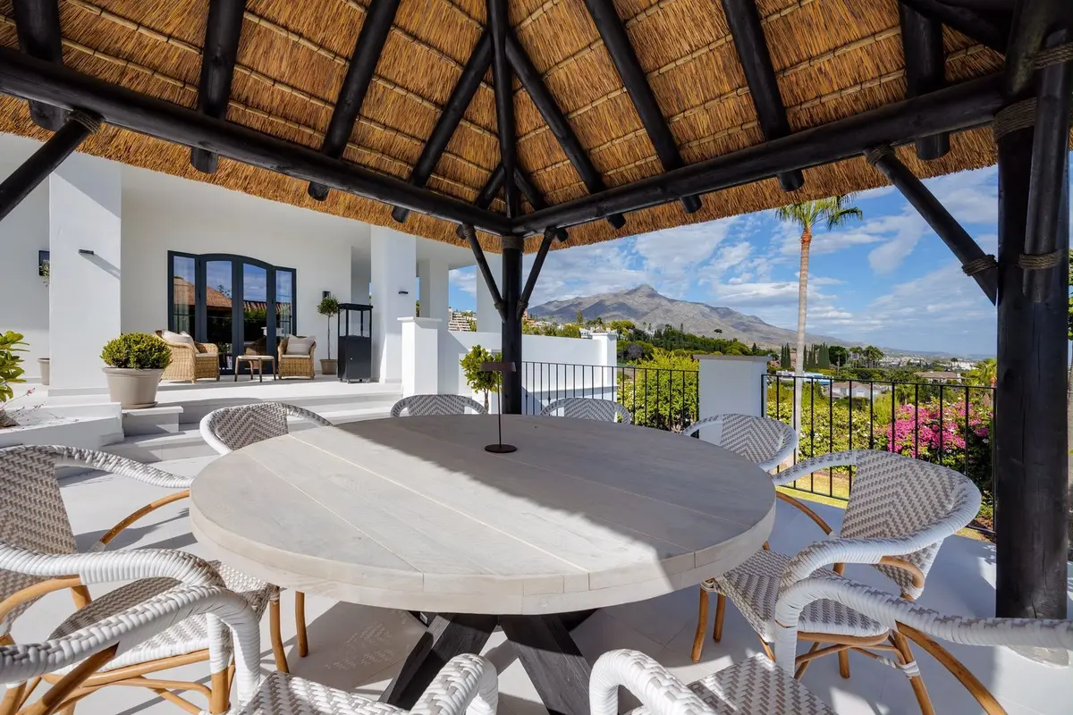 Detached Villa in Nueva Andalucía